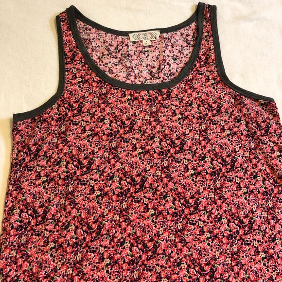 Pink Rose Tops - Pink Rose Tank Women’s Small